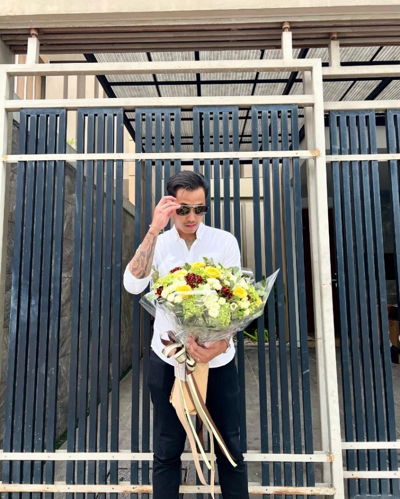 'แพท ณปภา' เคลียร์ดราม่า! ไม่ได้บังคับ แฟนหนุ่มรุ่นน้อง กราบเท้าทุกวัน!