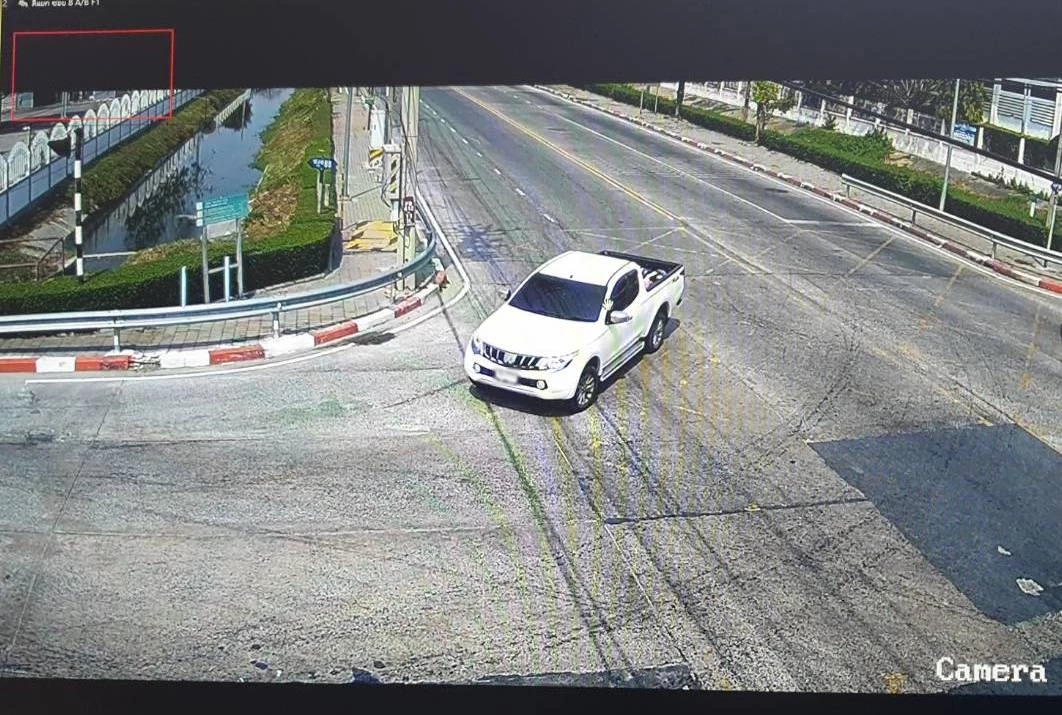 สุดโหด! หนุ่มจุดไฟเผาสาวร่างเปลือย กระโดดหนีลงน้ำยังตามไปแทงซ้ำดับ