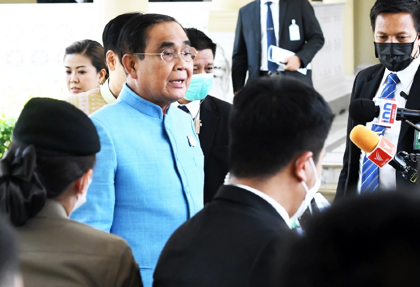 "สุดารัตน์" อ้อน "เลือกไทยสร้างไทย" ช่วยหลุดพ้น 2 ลุง