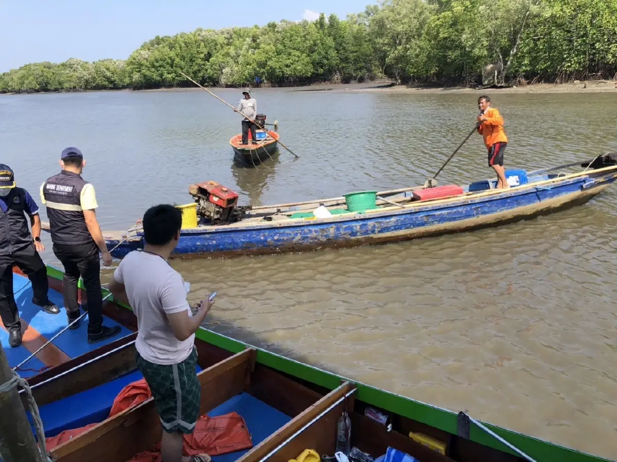 ระทึก เรือประมงชนเรือโดยสาร ดับ 1 เจ็บ 5