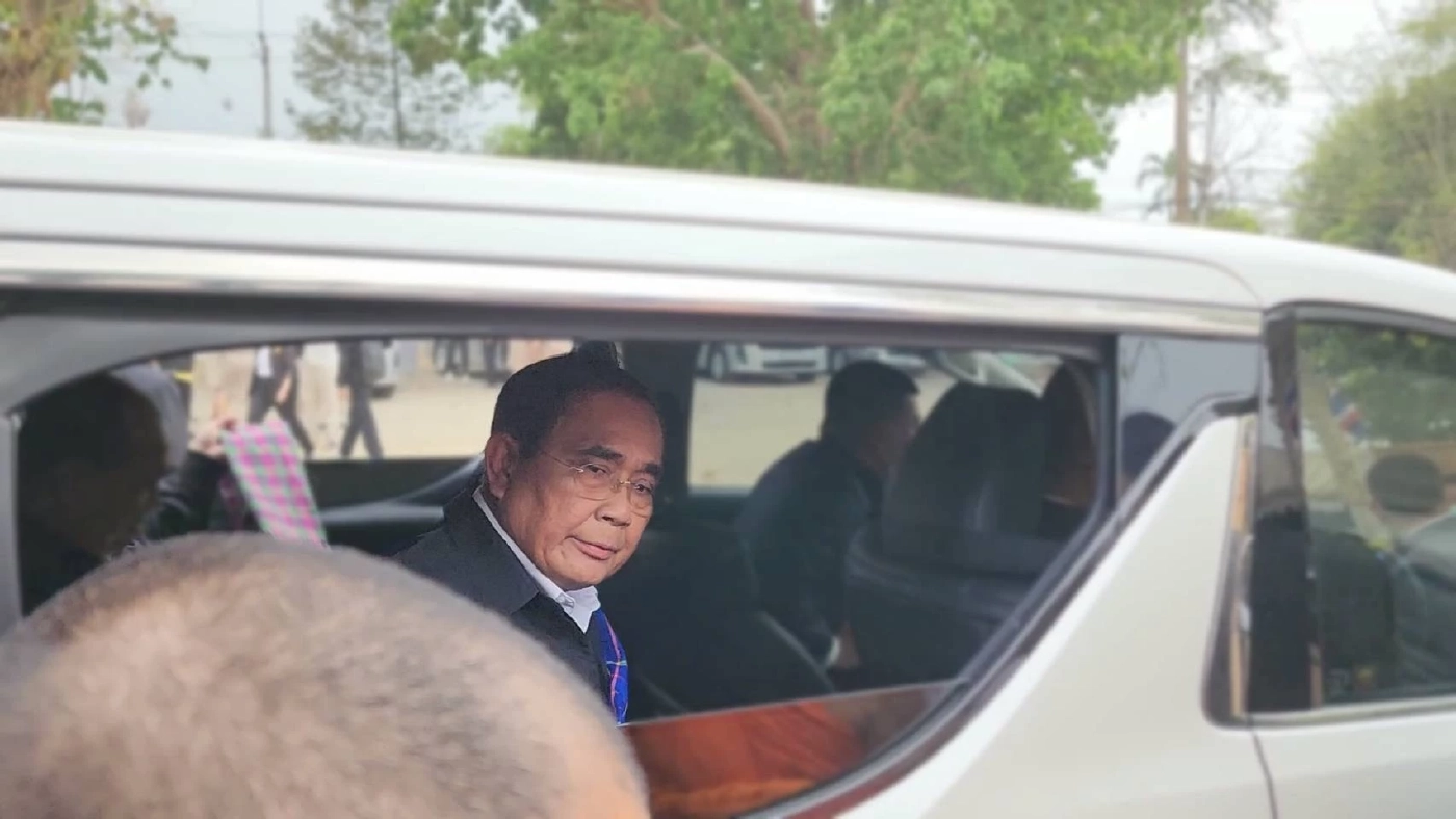 อารมณ์เสีย "นายกฯ" ลั่นไม่ให้ค่า เจอคนต่อต้านขณะลงพื้นที่ราชบุรี (มีคลิป)