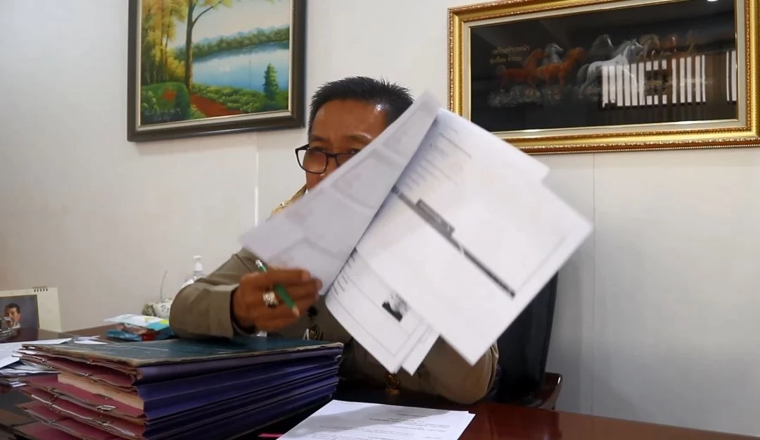 นอภ.เมืองกาญจน์ เผย บัตร ปชช. 7 ใบ ปลอมทั้งหมด ตรวจสอบแล้วไม่พบทุจริต