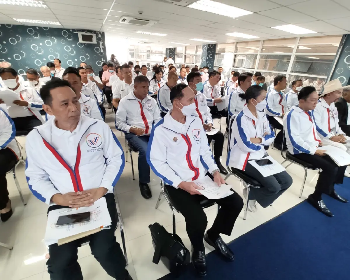 "มาดามหยก" นำทัพ! พรรครวมแผ่นดิน จัดอบรม-ปฐมนิเทศ ว่าที่ผู้สมัคร ส.ส.