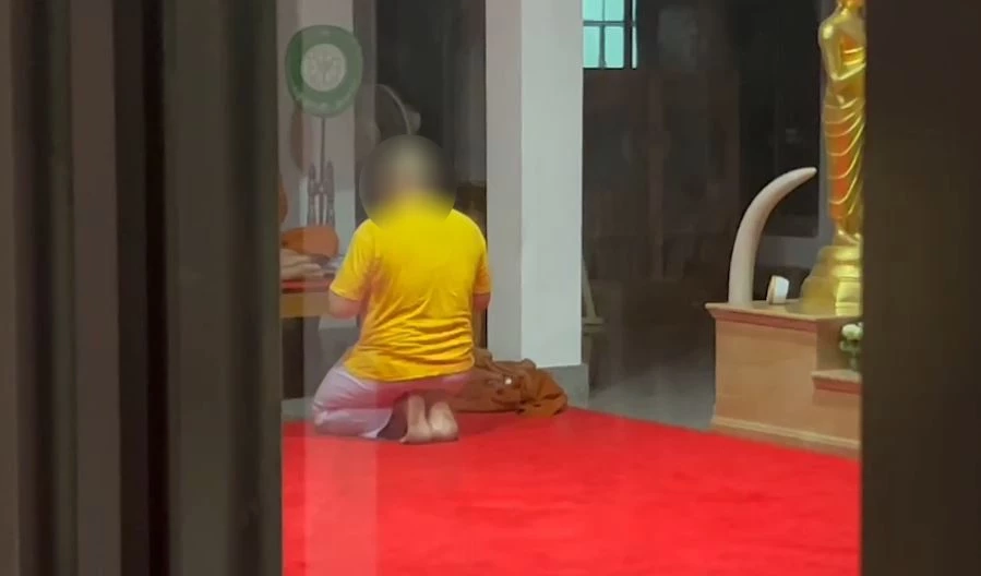 รวบผู้ช่วยเจ้าอาวาสวัดดัง หลอกถ่ายภาพลามก ขู่แบล็คเมล์นักเรียนชาย