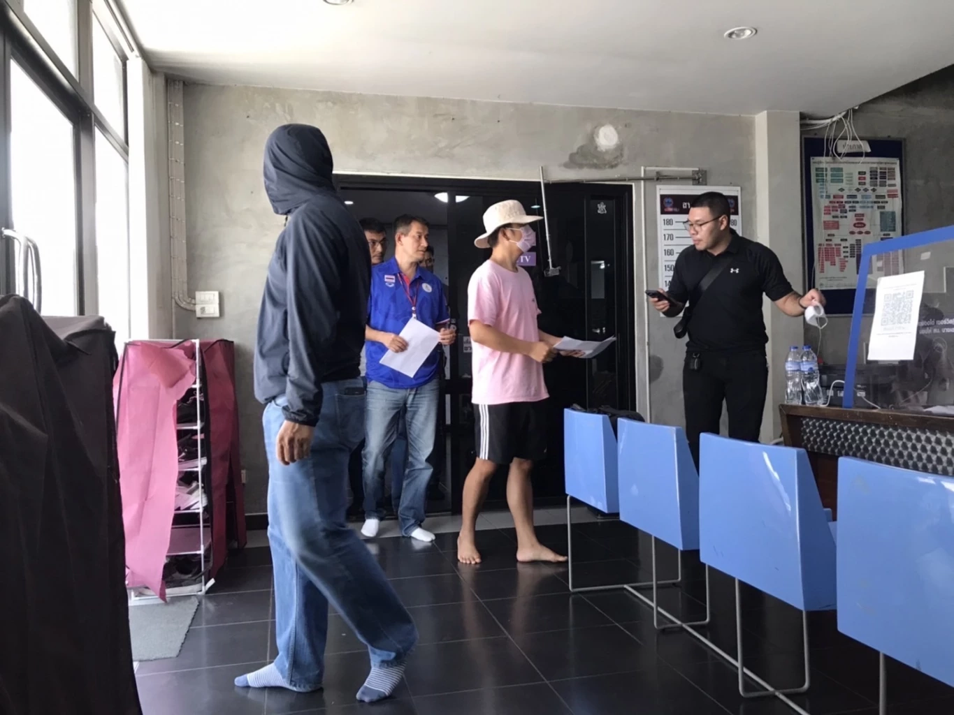 รวบผู้จัดการดาราวัยรุ่น อนาจารนักเรียนการแสดงในสังกัด  บังคับอมนกเขา