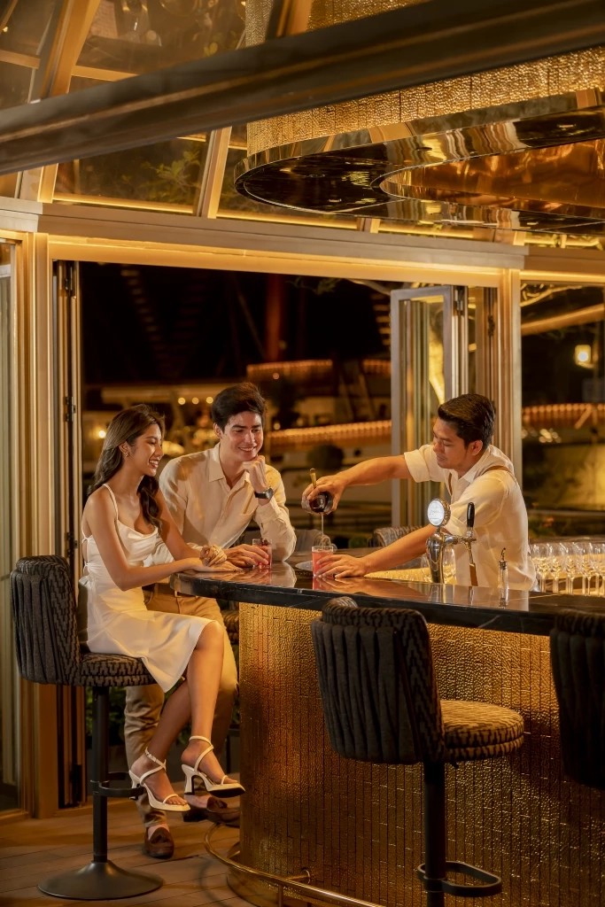 มาตามเช็คอิน! ที่เดอะคริสตัลล์กริลล์เฮาส์ อาหารอร่อยเด็ด วิวสวยริมน้ำ