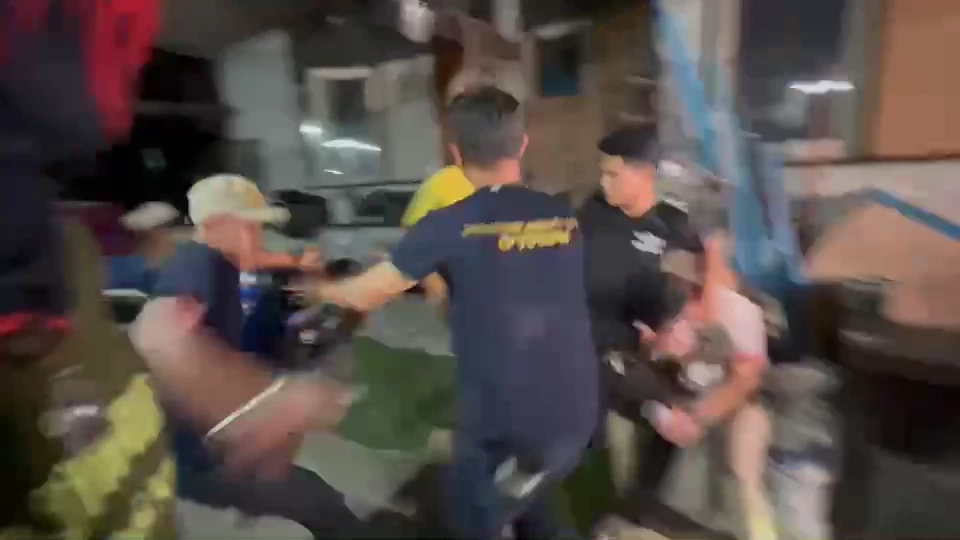 "กัน จอมพลัง" พาพ่อแม่นักเรียนม.2 ขอ"บิ๊กโจ๊ก"ช่วย ถูกครูที่ปรึกษาอนาจาร