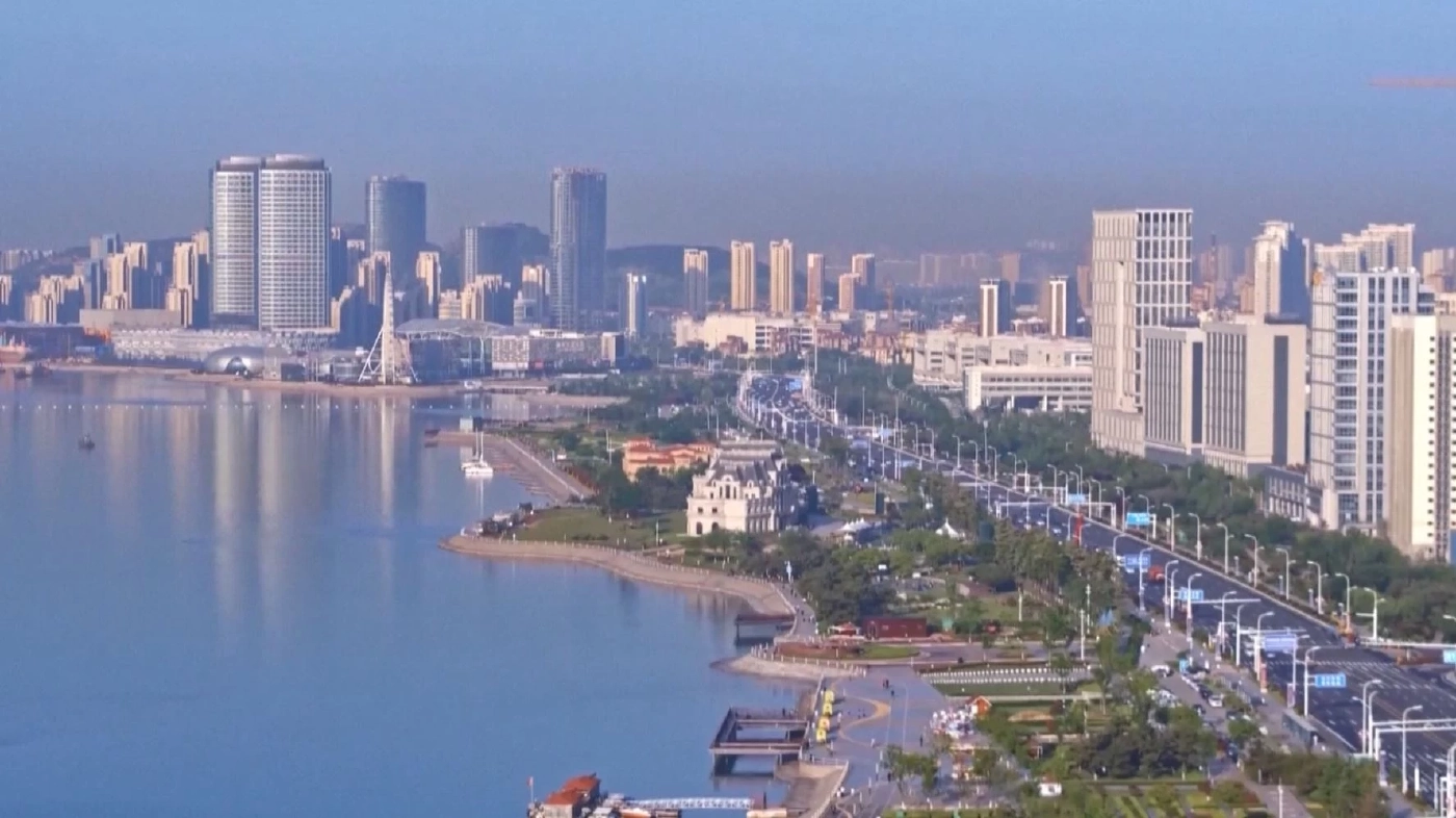 นักเศรษฐศาสตร์เชื่อมั่นเศรษฐกิจจีนโตได้ 5 เปอร์เซ็นต์ (คลิป)