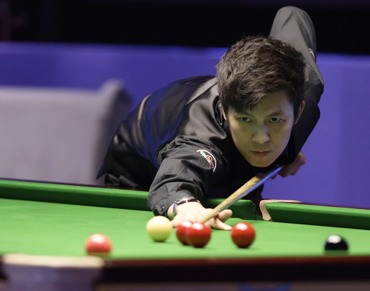 "รอนนี่" อัด "ต๋อง" 5-2 เฟรม กอดคอลิ่ว 16 คนศึกสอยคิว 6 แดงโลก