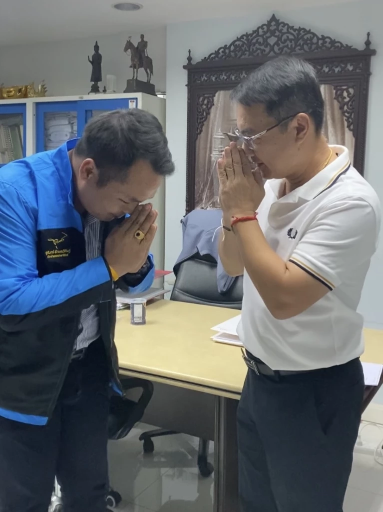 "นราพัฒน์" รับเด็ก "รทสช." เข้าประชาธิปัตย์ พร้อมเสนอตัวเองลงปาร์ตี้ลิสต์