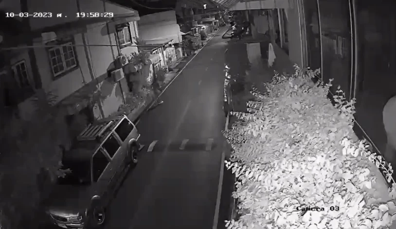 โจรนินจาโรยตัวจากฝ้า ลักทรัพย์ร้านชำอาม่าวัย 77 ปี สูญทรัพย์สินกว่า 2 ล้าน