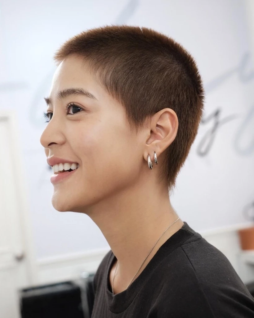 ลุคไหนก็เอาอยู่  สายป่าน สวยมั่นเกินต้าน กับผมทรงสกินเฮด