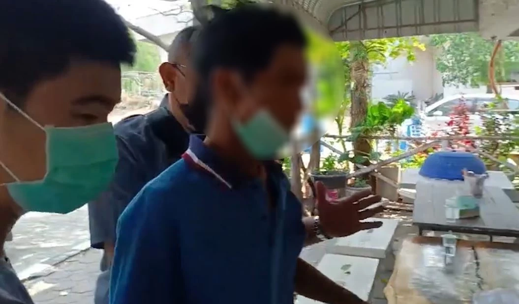 มือแทง 15 แผล มอบตัว อ้าง แค้นอดีตภรรยามีแฟนใหม่ ลูกสาวแก้บน พ่อไม่ถูกจับตาย