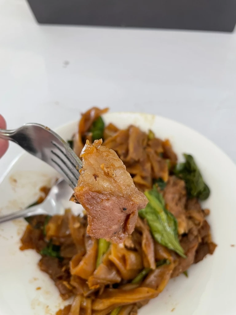 เมนู ผัดซีอิ๊ว ก้าวข้ามความขัดแย้ง ฝีมือ "ลุงป้อม" พล.อ.ประวิตร วงษ์สุวรรณ 