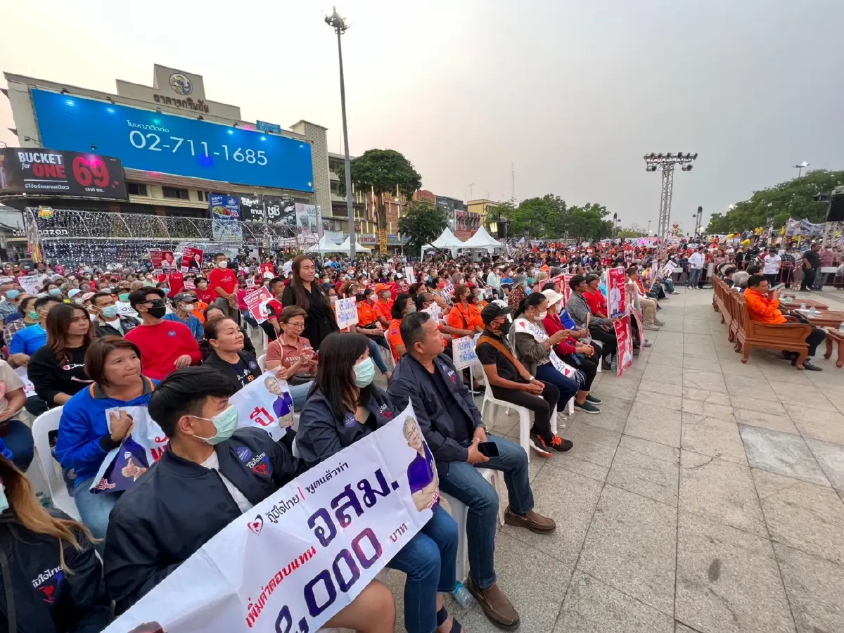 คิกออฟ เวทีดีเบตอีสาน "อนาคตประเทศไทย" สุดคึก 7 พรรคการเมืองตบเท้าเข้าร่วม