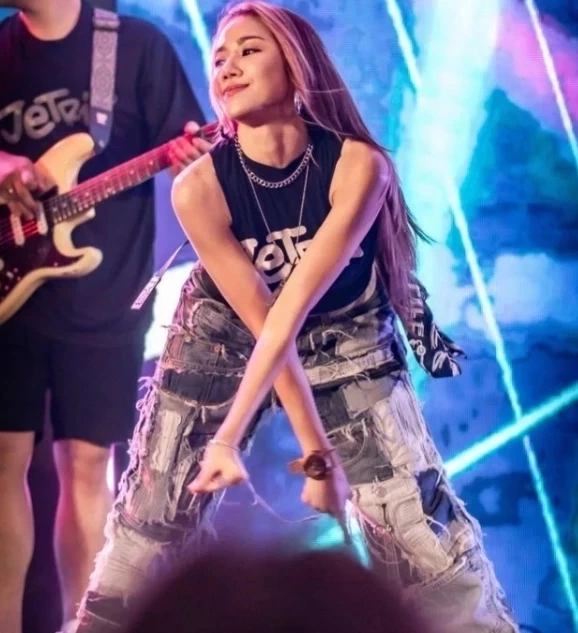 เจ เจตริน เคลื่อนไหวไอจี หลังหวานใจ "ปิ่น เก็จมณี" โพสต์เศร้า โดนโยงบ้านแตก