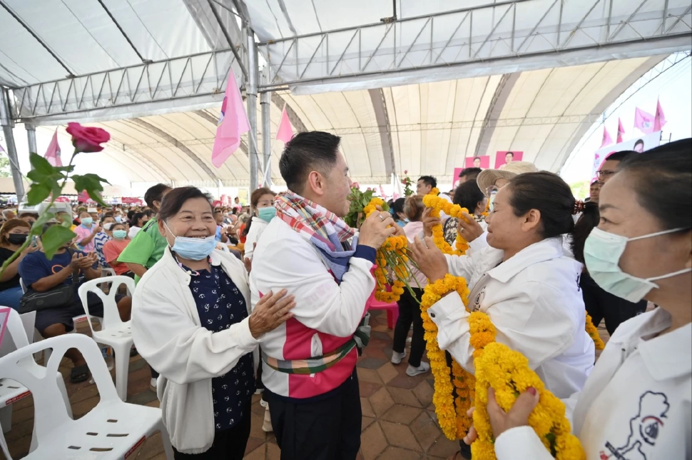 "วราวุธ" เปิดเงื่อนไขร่วมรัฐบาล ไม่แตะ ม.112 -แก้รธน.-ดูแลเกษตรกร