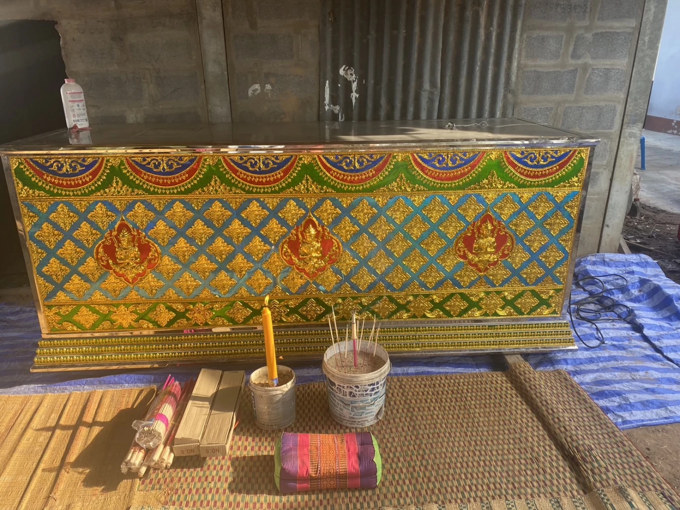 งานศพ "สาวคลอดตัดขา" สุดเศร้า สามีชาวกัมพูชายังทำใจไม่ได้ ขอเลี้ยงลูกต่อ