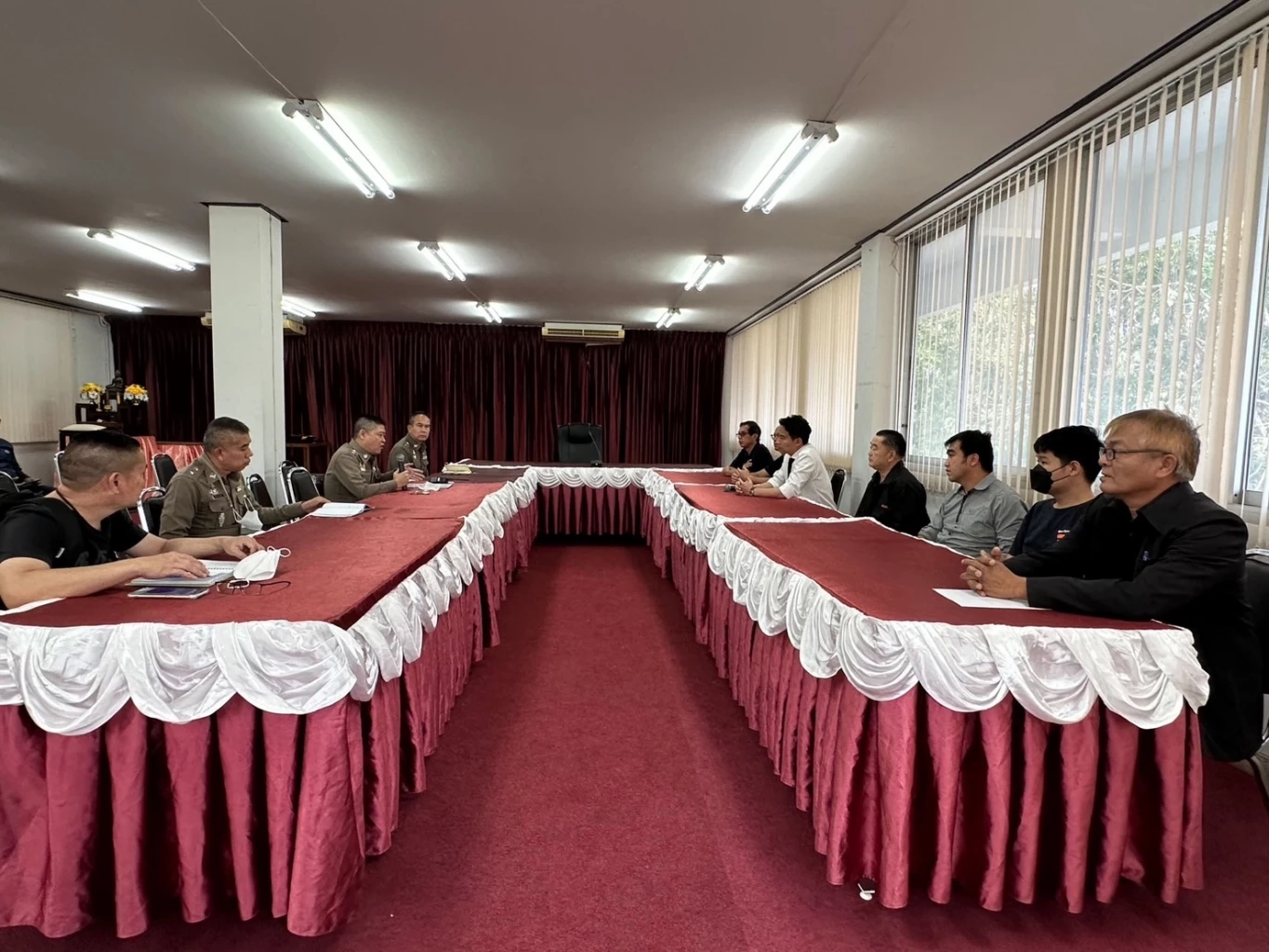 "พิธา" ร่วมงานศพ "ทนายเคน" บุกสภ.สูงเม่น จี้ความคืบหน้าตามจับตัวคนร้าย