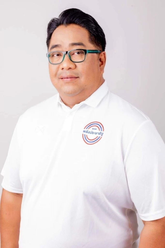 นายพิษณุ กล้าขาย หรือ สจ.เป้า ว่าที่ผู้สมัคร ส.ส.พรรคพลังประชารัฐ เขต 2 จ.ประจวบคีรีขันธ์