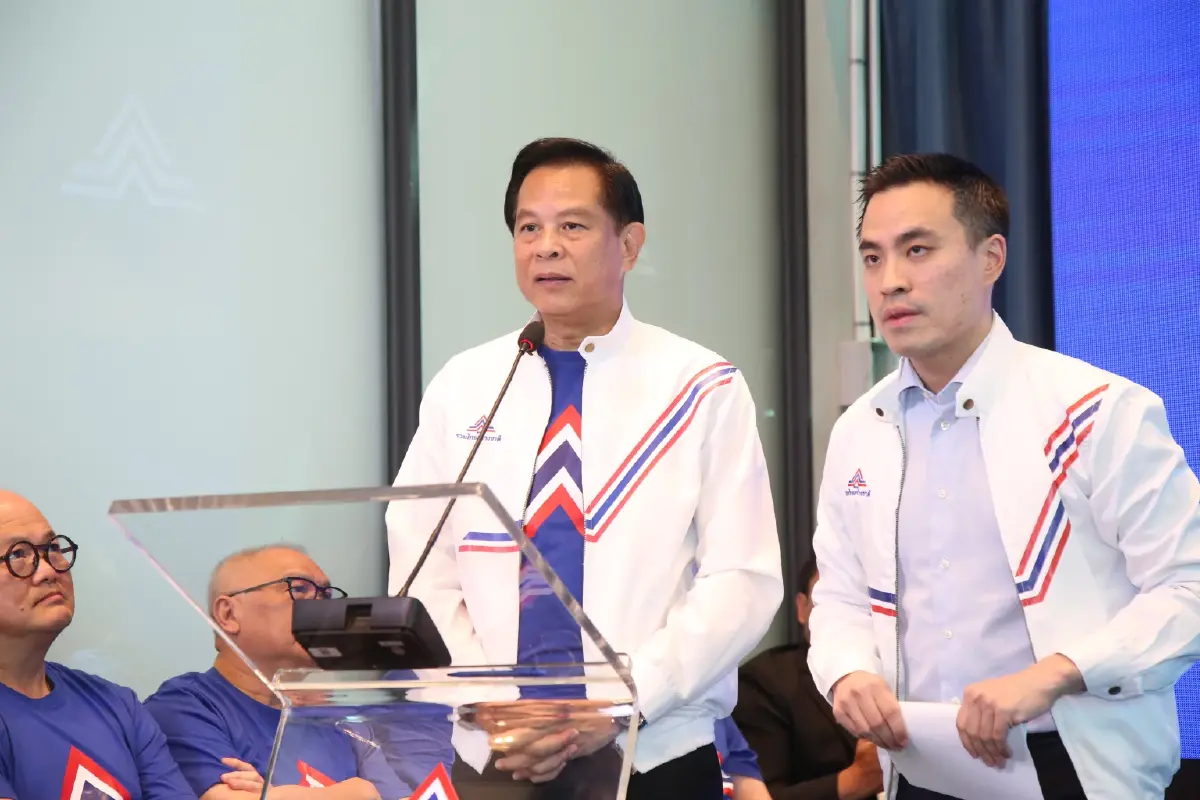 “ประยุทธ์” เปิดตัวทีมเศรษฐกิจ “รทสช.” คนรุ่นเก่าผสานคนรุ่นใหม่