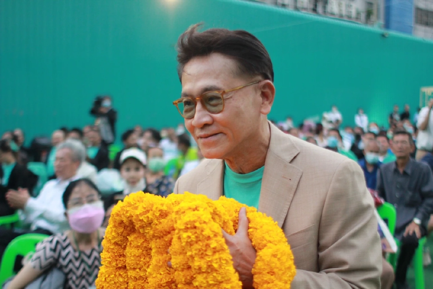 "นายแพทย์เรวัติ วิศรุทเวช" เป็นแคนดิเดตนายกรัฐมนตรี ของพรรคเพื่่อชาติ 