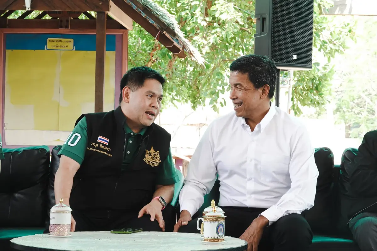 “วราวุธ” ตรวจราชการเขตบางขุนเทียน รับฟังปัญหาน้ำทะเลกัดเซาะชายฝั่ง และน้ำทะเลหนุนสูง