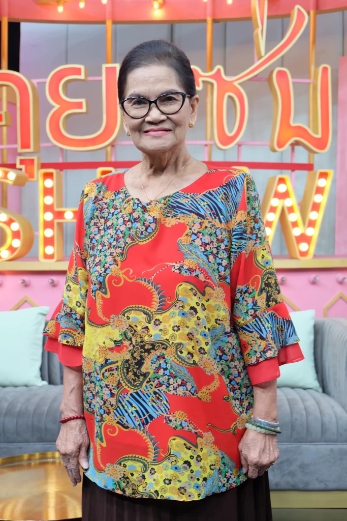 ป้าแมว ดาวพระศุกร์ ยกมือไหว้ขอโทษ ยุ้ย จีรนันท์ เจอคอมเมนต์แรงจนจิตตก