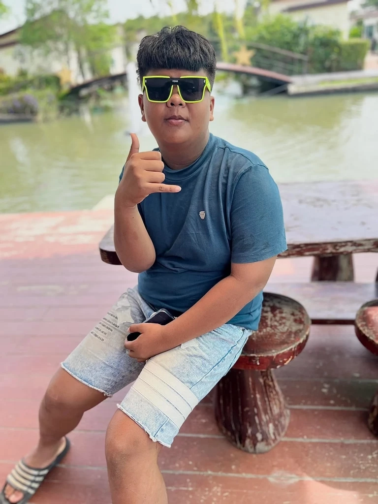 พ่อ "ดีเจวิว" ดีเจดังอ่างทอง เผยผลชันสูตร สาเหตุที่ทำให้เสียชีวิตอย่างสุดเศร้า