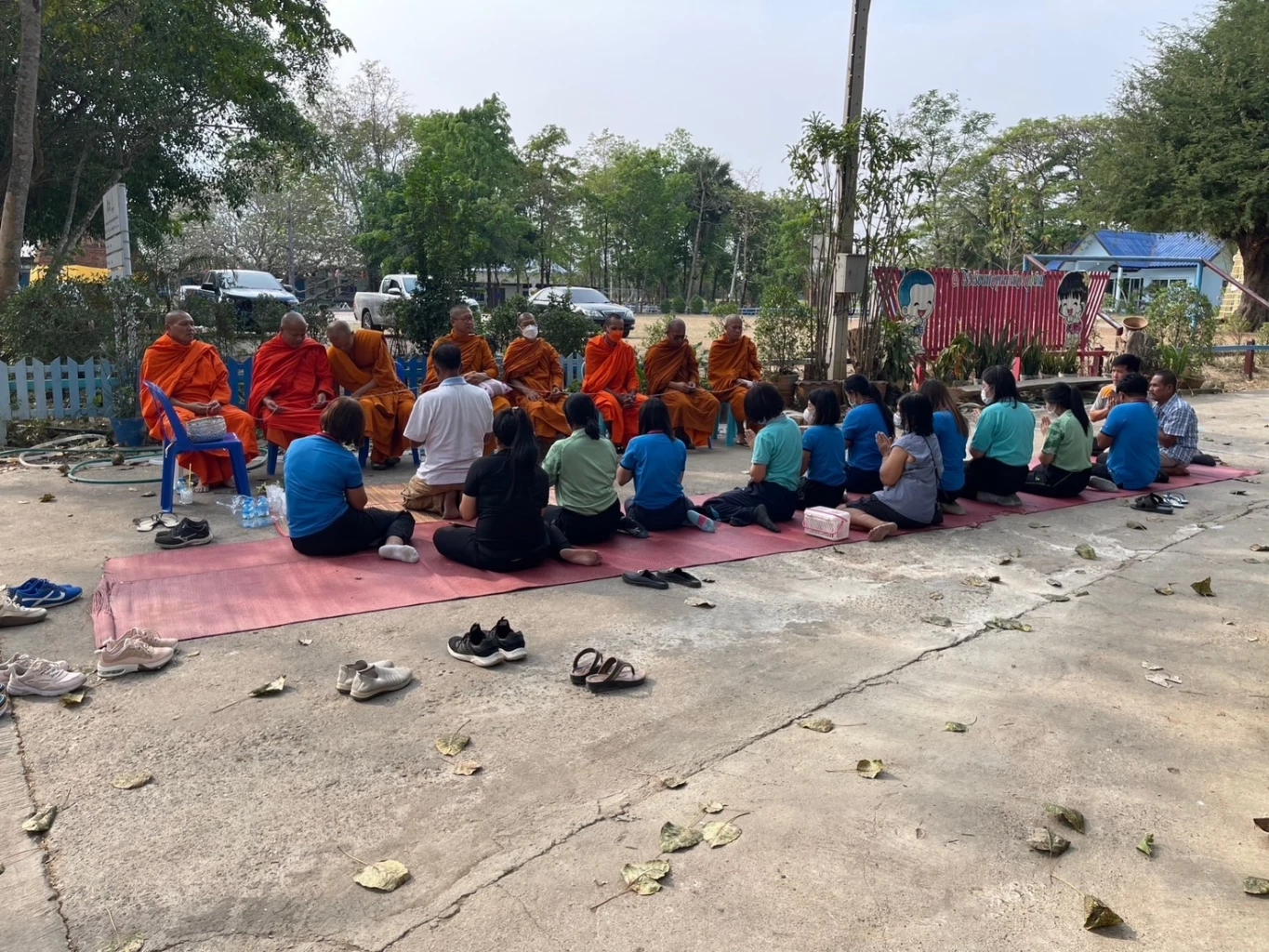 สลด ครูสาวถอยรถทับนักเรียน วัย 8 ขวบ เสียชีวิตคาโรงเรียน