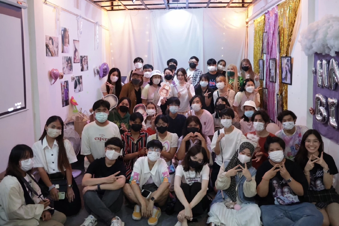 เป็นสาวแล้วจ้า "แอลลี่" ฉลองวันเกิดวัย19 ปี แฟนคลับเซอร์ไพรส์ทั่วกรุงเทพฯ