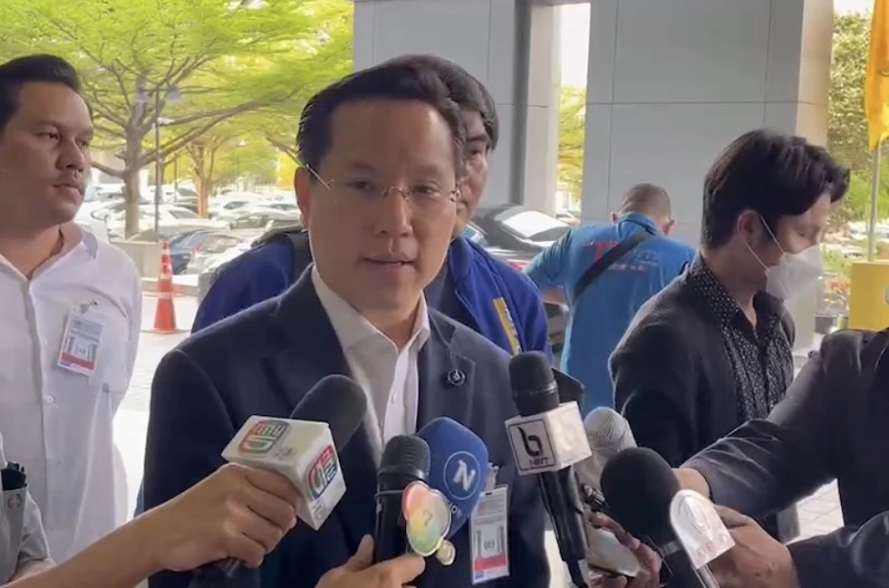 นายอรรถวิชช์ สุวรรณภักดี รองหัวหน้าพรรคชาติพัฒนากล้า 