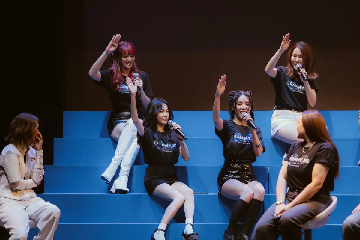 แกรมมี่ จับมือ อาร์เอส สร้างปรากฎการณ์เซอร์ไพรส์ กับ คอนเสิร์ตในตำนาน