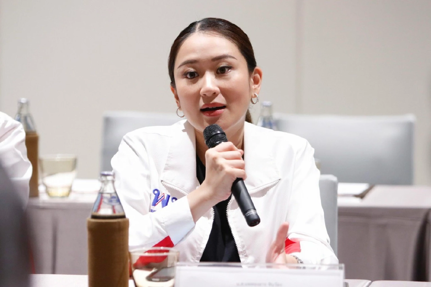 ส่องประวัติ "แพทองธาร  ชินวัตร" แคนดิเดตนายกฯ "เพื่อไทย" สู้ศึก"เลือกตั้ง66"