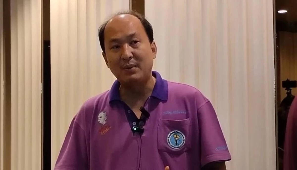 นายไพศาล ซื่อธานุวงศ์ กรรมการสมาคมมัคคุเทศก์อาชีพแห่งประเทศไทย 