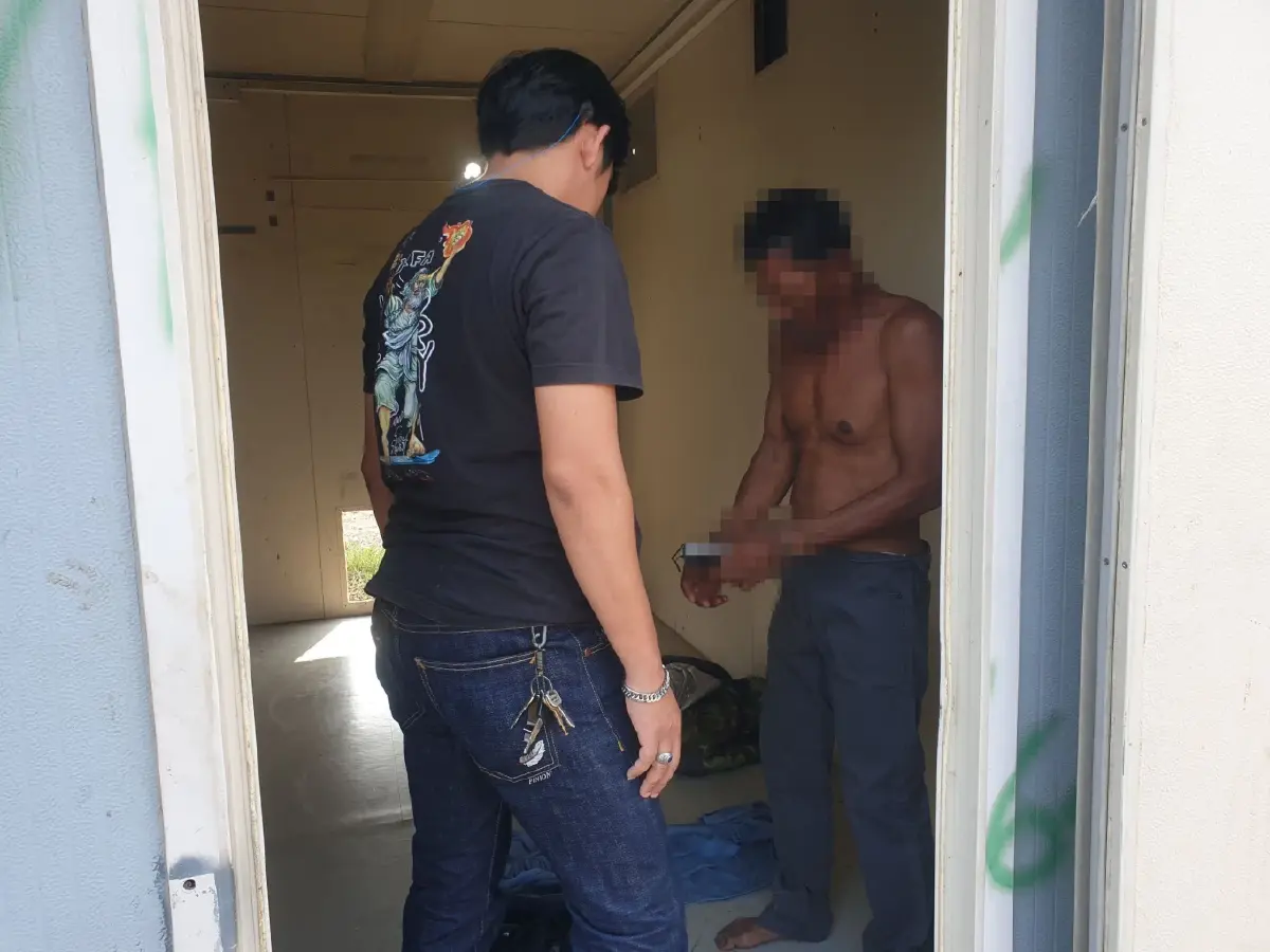 ป.จับหนุ่มบ่อกุ้งระยอง หนีคดีฆ่าหมกศพ ปี 49