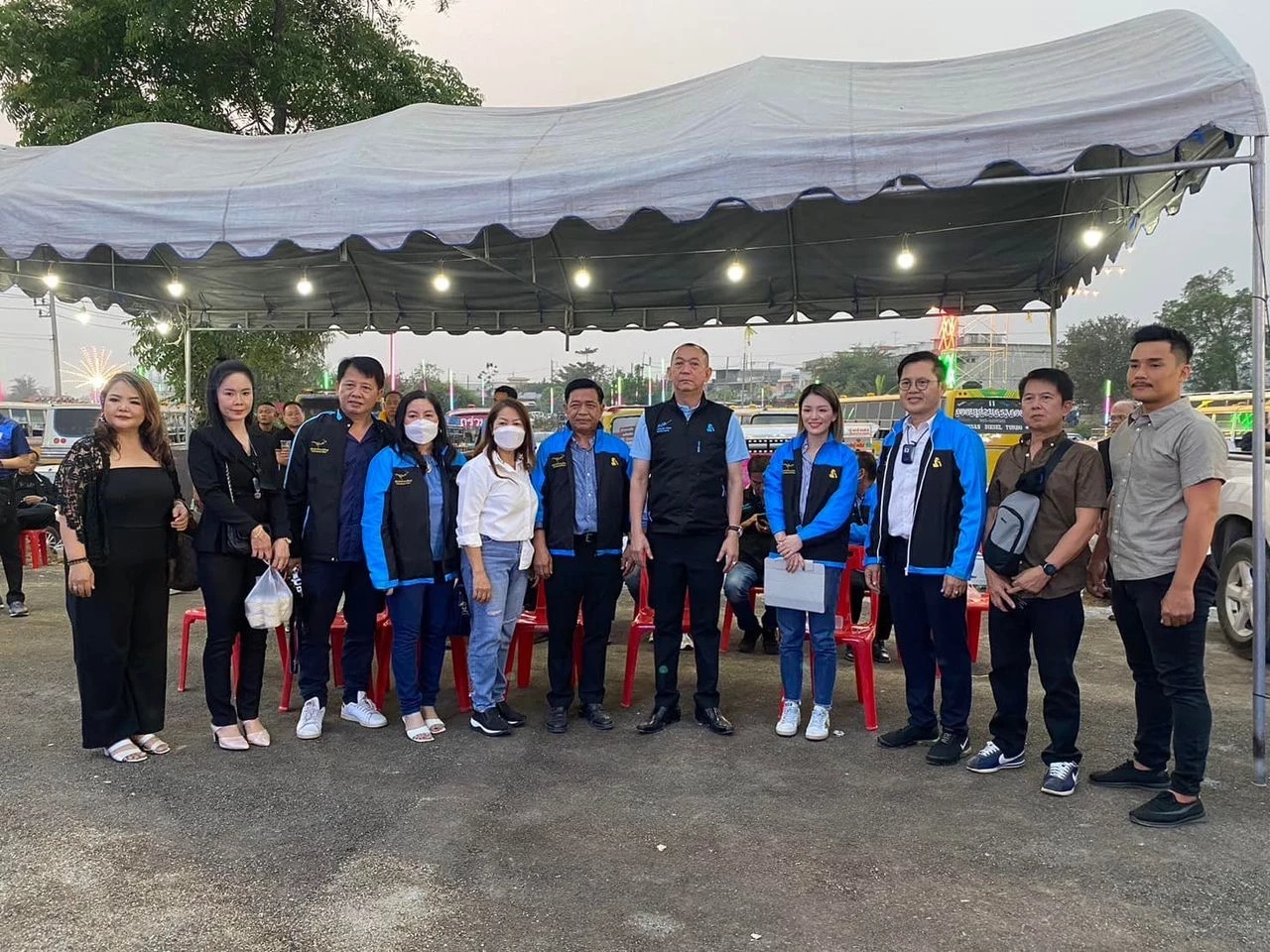 "มาดามเดียร์" กระตุ้นเลือดคนสุพรรณแท้ เทคะแนนให้ปชป. ชนะเลือกตั้ง 66