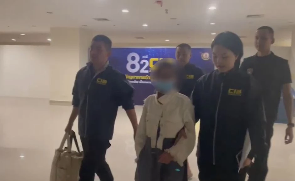 รวบยาย วัย 70 เปิดบัญชีม้าร่วมแก๊งโรแมนซ์สแกม หลอกเหยื่อสูญเงิน 42 ล้าน