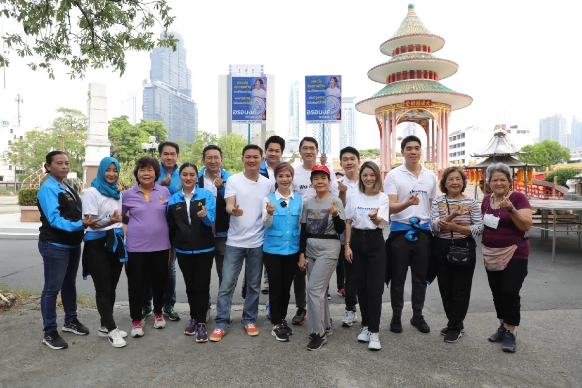 “องอาจ-เดียร์-เอ้” นำทีมกทม. ลุยหาเสียงสาทร ประกาศสงคราม PM 2.5