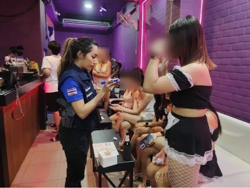 ตร.ภูเก็ต ออกหมายจับเพิ่ม 3 ผู้ต้องหา แก๊งค้ากามเด็กในพื้นที่ป่าตอง