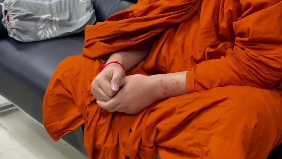 รวบผู้ช่วยเจ้าอาวาสวัดดัง หลอกถ่ายภาพลามก ขู่แบล็คเมล์นักเรียนชาย