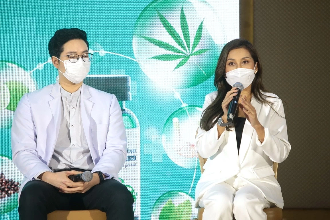 ก้าวที่ยิ่งใหญ่แห่งความสำเร็จของ 'สมุนไพรไทยสูตรผสม'