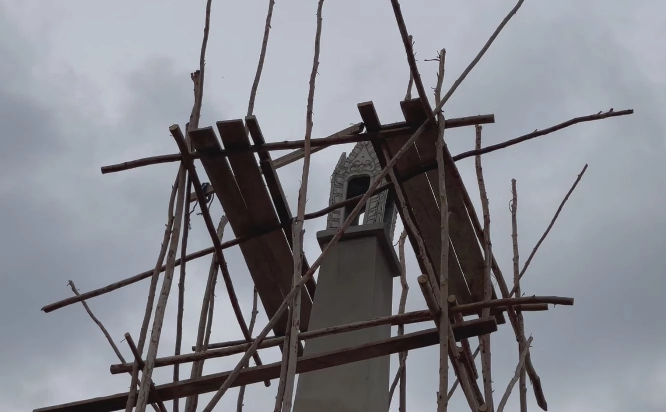 อนาถ! วัดไร้เมรุเผาศพ ชาวบ้านต้องขนไปเผาแบบเชิงตะกอน วอนผู้ใจบุญช่วย