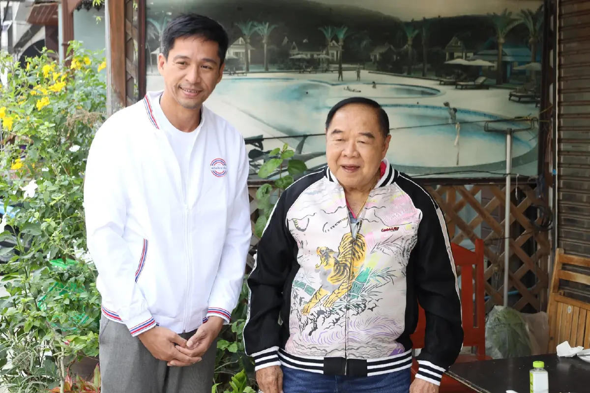 พล.อ.ประวิตร วงษ์สุวรรณ รองนายกรัฐมนตรี และหัวหน้าพรรคพลังประชารัฐ 