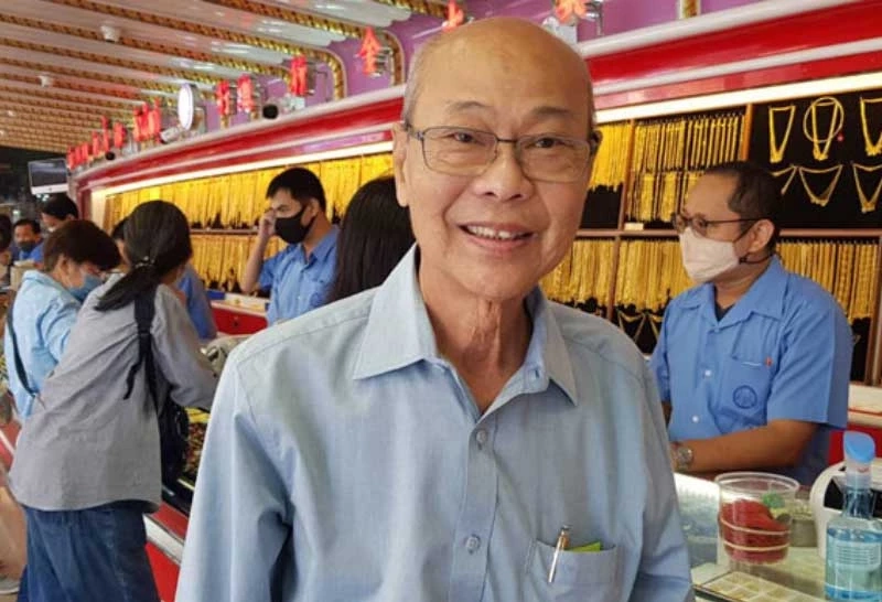 นายจิตติ ตั้งสิทธิ์ภักดี นายกสมาคมค้าทองคำ