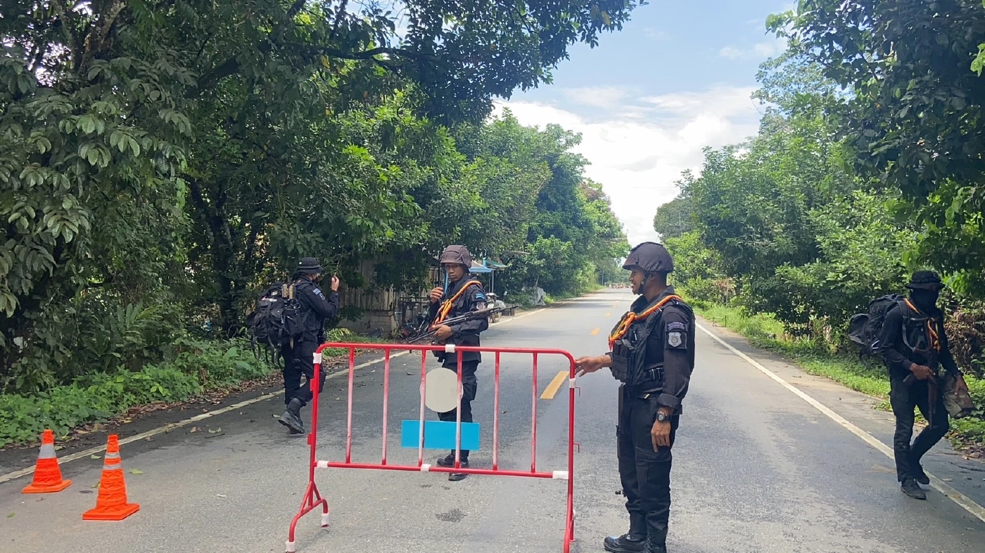 โจรใต้สุดเหิม บุก "ยิง - ปาบึ้ม" ฐานทหารที่ศรีสาคร ปะทะเดือด 5 นาที จนท.ไร้เจ็บ