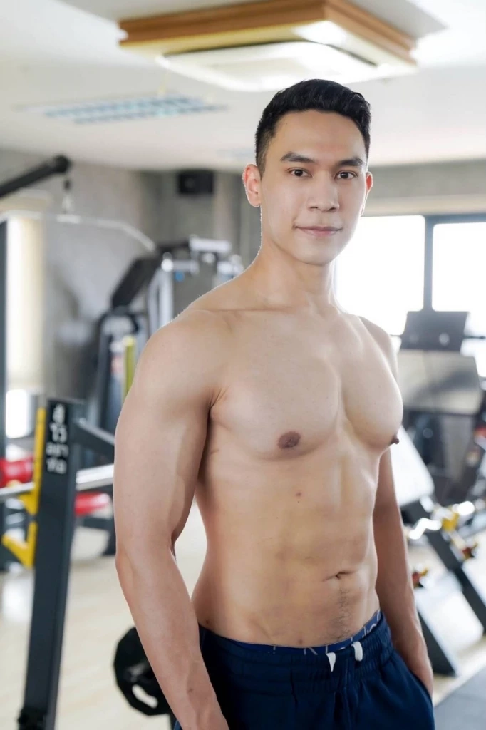 นพ.กิตติธัช สินพิพัฒน์พร 