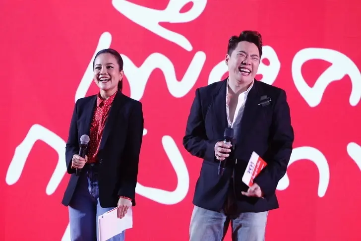 "มดดำ คชาภา" แจงชัด 3 ข้อ หลังปรากฏตัวบนเวทีพรรคเพื่อไทย