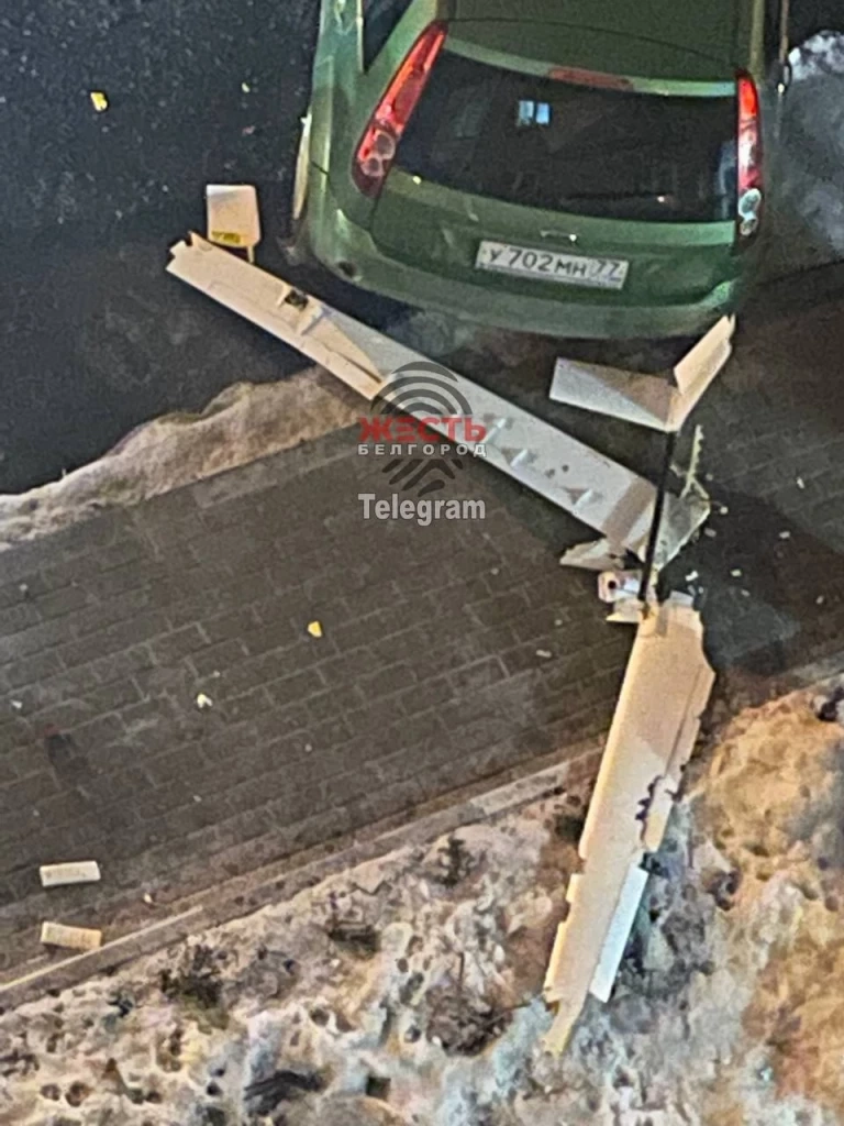 'ล้วงคองูเห่า' โดรนถล่มเฉียดทำเนียบเครมลิน