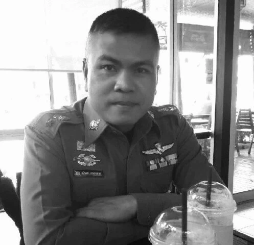 อัปเดต เหตุ ผกก.ขึ้นบินพารามอเตอร์ ร่มไม่กางตกกระแทกพื้นดับ